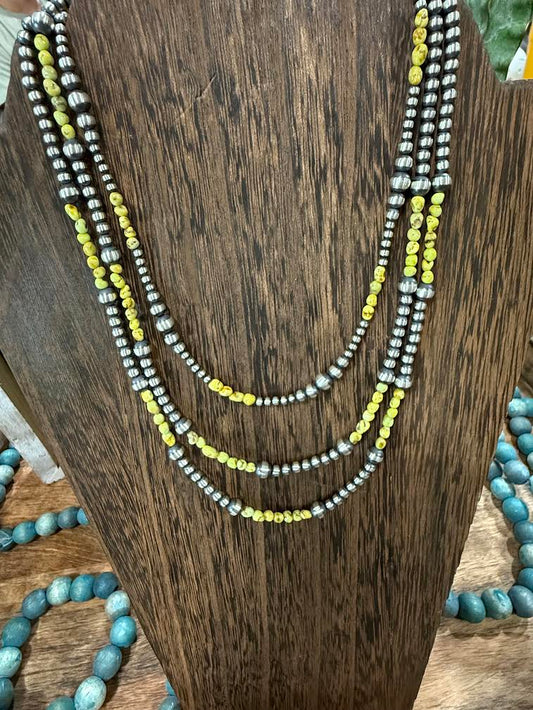 Palamino & Pearls- 16 inch