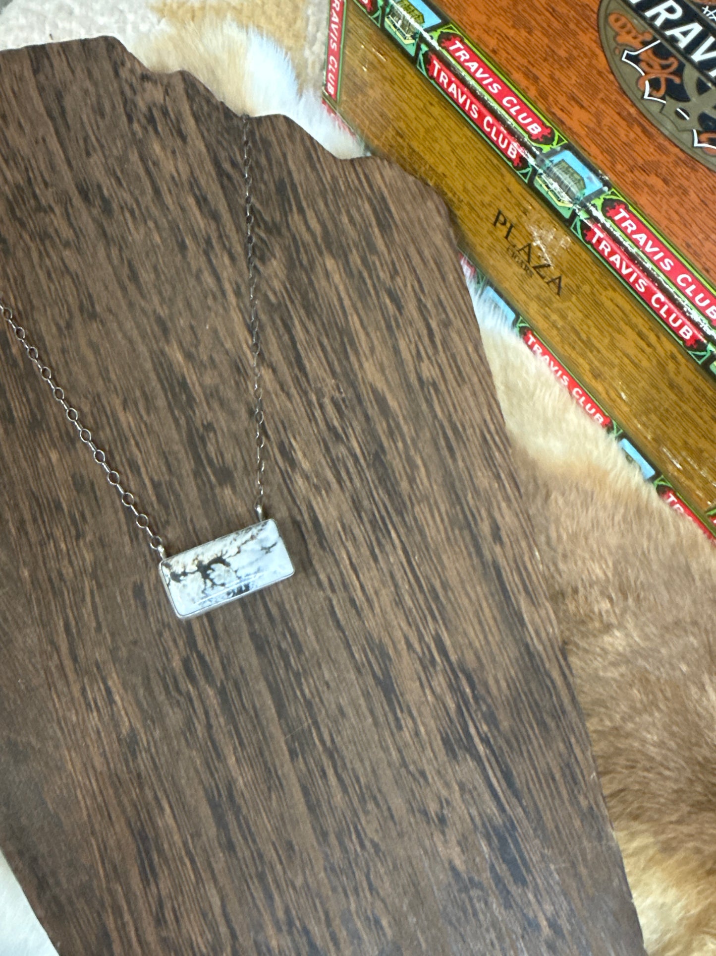 Large White Buffalo Bar