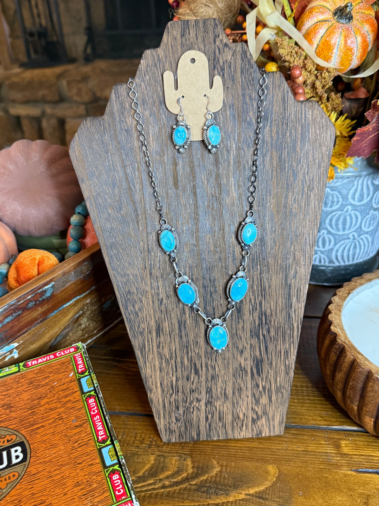 Lariat Sonoran Gold Necklace & Earring Set