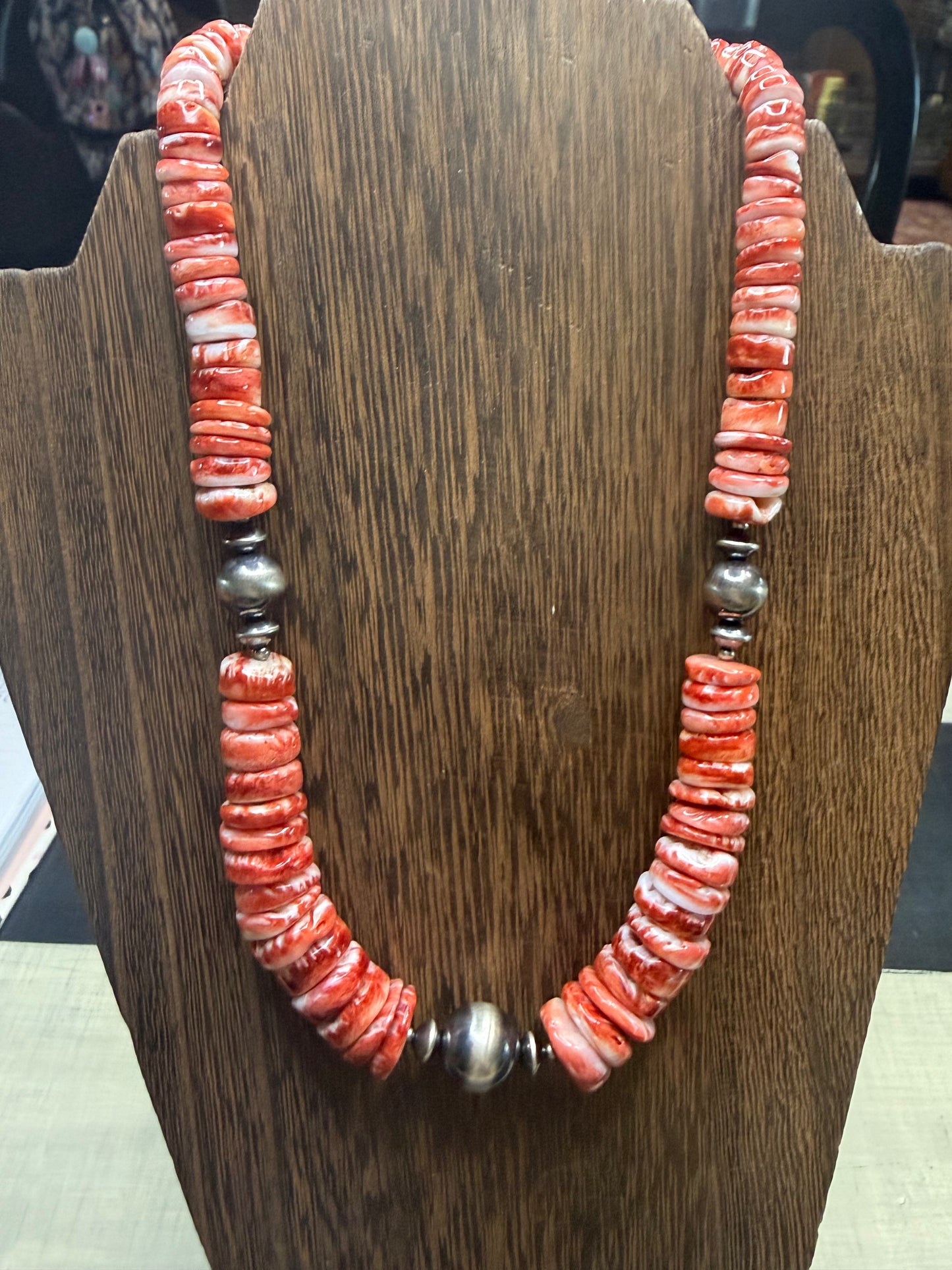 Red Spiny Chip Necklace