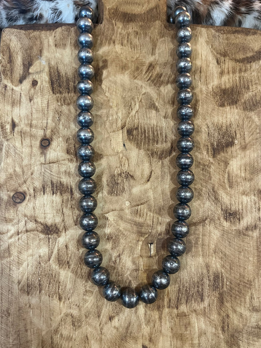 14 mm, 24 inch Navajo Pearls