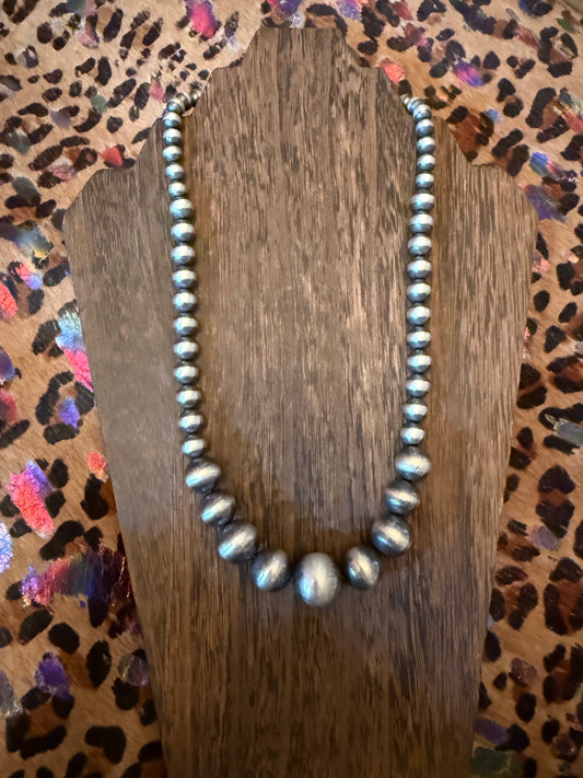 Large Graduated Pearls