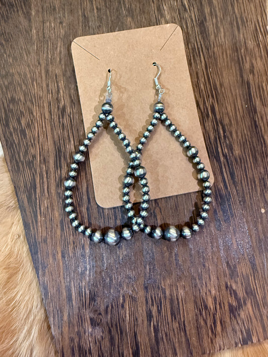 Graduated Pearl Earrings (large)